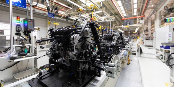 日本多家車企宣布漲價，日產提高純電動車售價